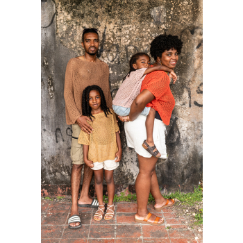 Island Vibes: Summer Knis by Sasha Hyre